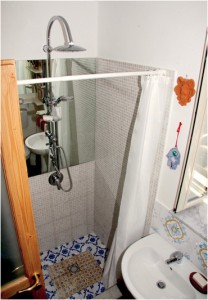 BATHROOM 6 
